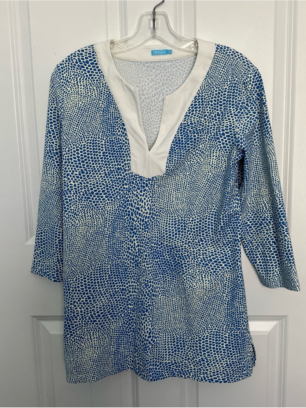 J. McLaughlin Women’s Catalina Cloth Tunic Abstract top Sz  M V-Neck 3/5 Sleeve